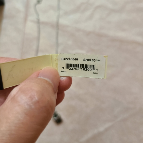 Necklace - Picture 7 of 7